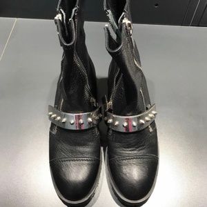 Women's Black Leather Boots